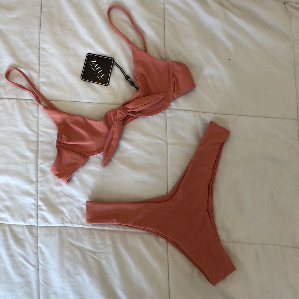 Sold - Picture 4 of 8